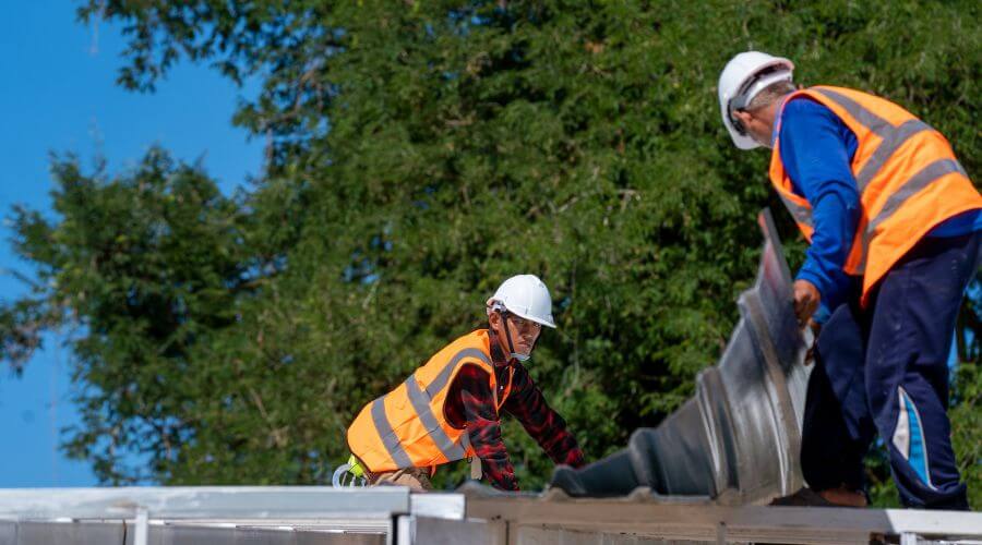 Professional new roof installation services in Windsor Heights, IA